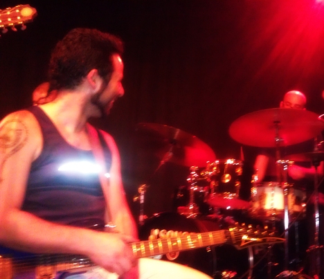 Jonny Acosta on guitar with Vrandan-in-Bar-Centra