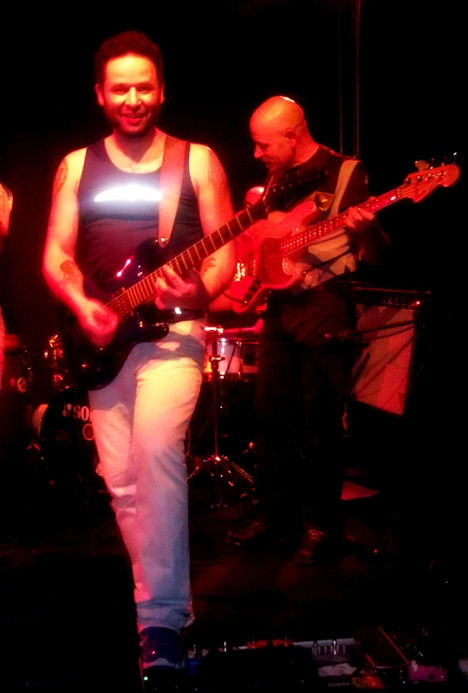 Jonny Acosta on guitar with Vrandan-in-Bar-Centra
